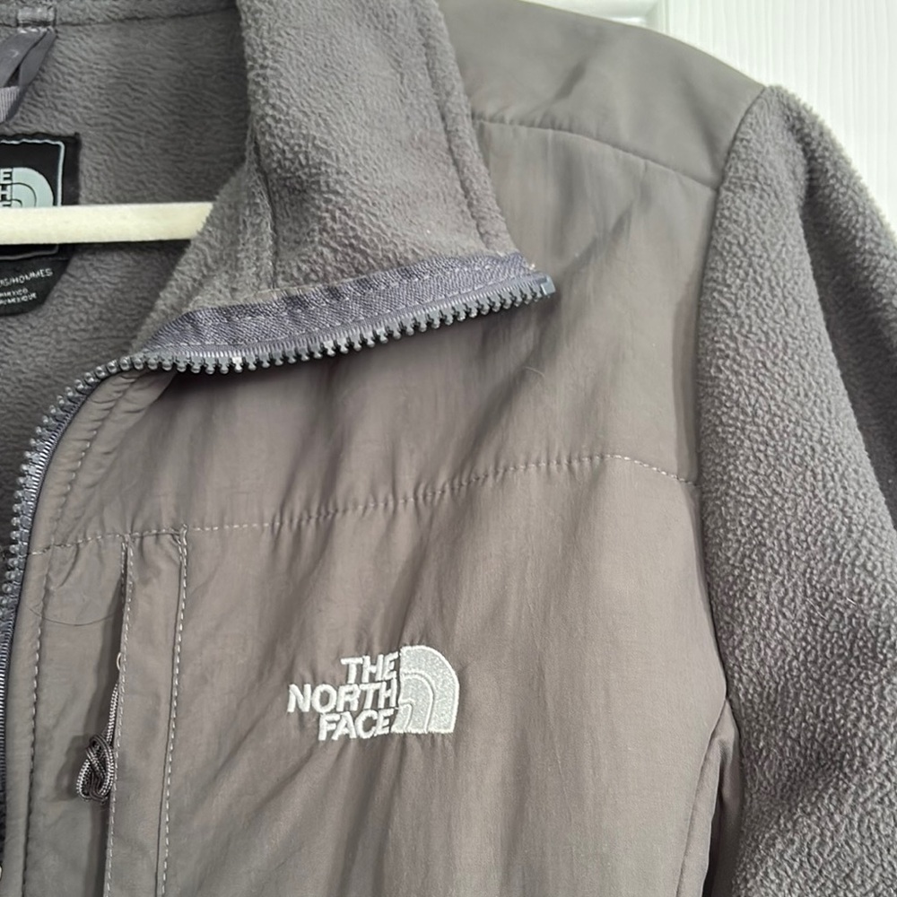 The North Face Gray Ski Jacket with Stand-Up Collar - Picture 2 of 5